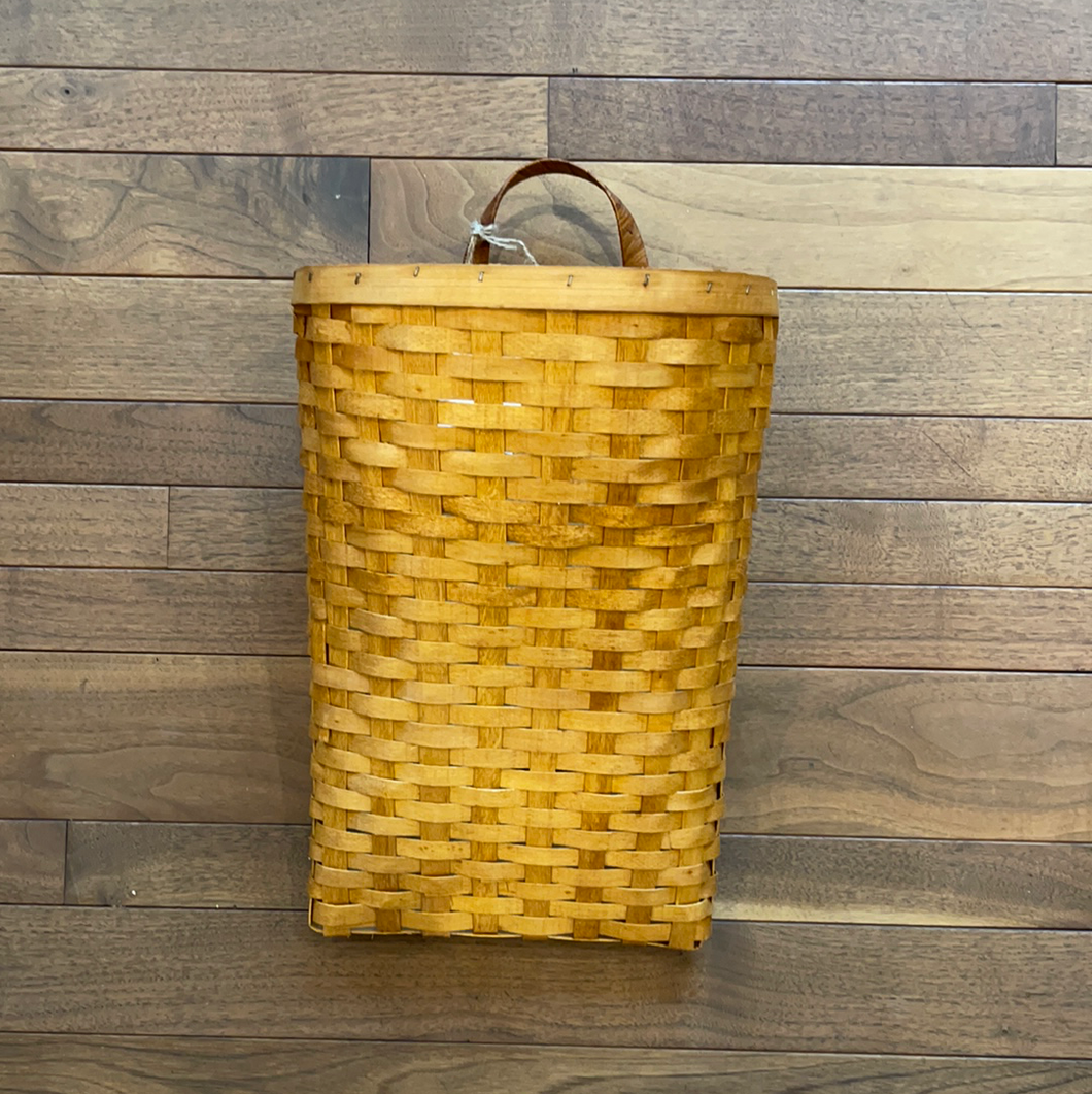 Metasequoia Hanging Wall Basket